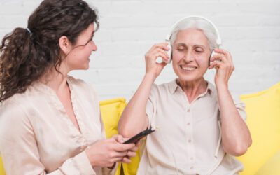 How to Make Daily Tasks Easier for a Loved One with Dementia